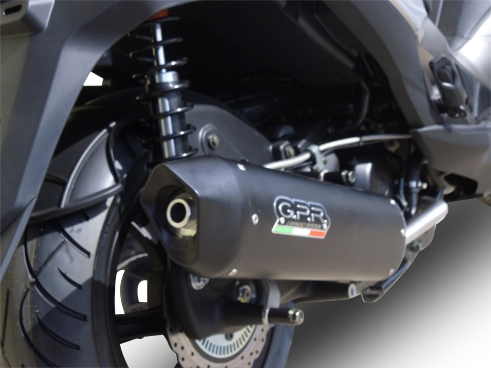 GPR exhaust compatible with  Hyosung Comet 650 Gt - R 2004-2016, Furore Nero, Bolt-on silencer including removable db killer 