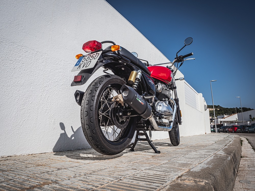 GPR exhaust compatible with  Royal Enfield Interceptor 650 2019-2020, Furore Evo4 Nero, Dual slip-on exhausts including removable db killers and link pipes 