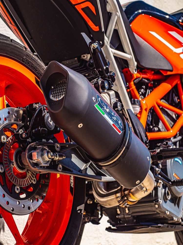 Ktm 390 DUKE 2017-2020, Furore Evo4 Nero, Slip-on exhaust including removable db killer and link pipe 