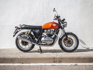 Royal Enfield Interceptor 650 2019-2020, Ultracone, Dual slip-on exhausts including removable db killers and link pipes 