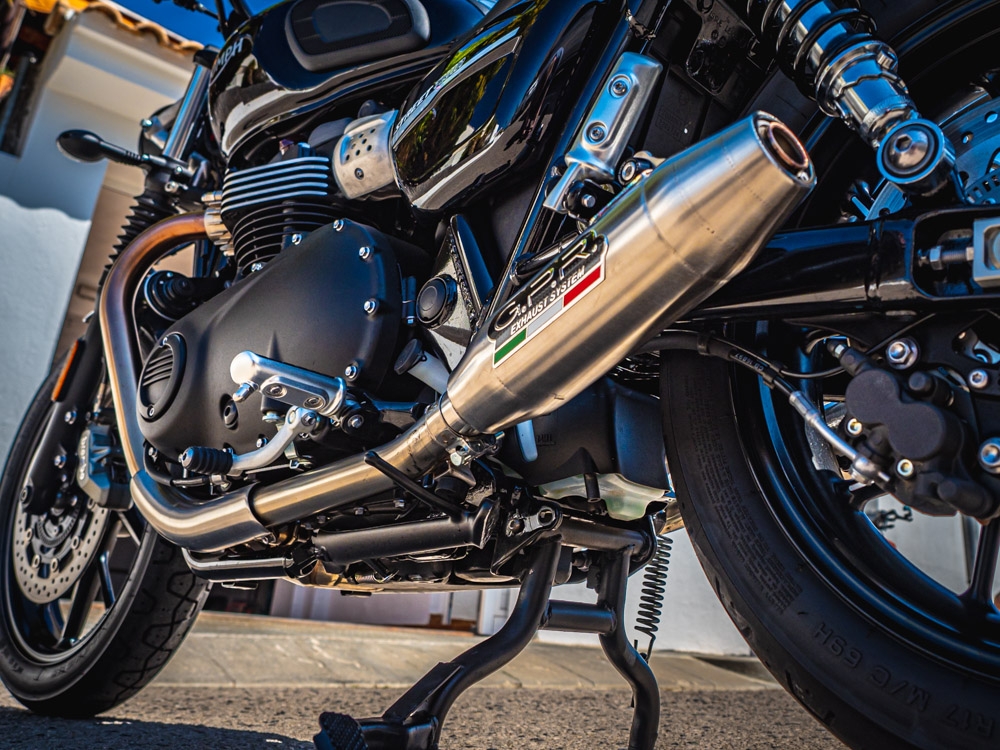 Triumph Street Twin 900 2015-2019, Deeptone Inox, Dual slip-on including removable db killers and link pipes 