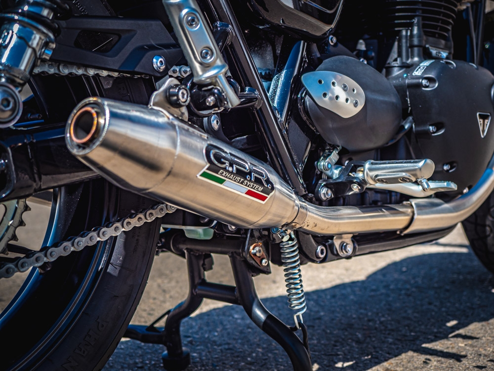 Triumph Street Twin 900 2015-2019, Deeptone Inox, Dual slip-on including removable db killers and link pipes 